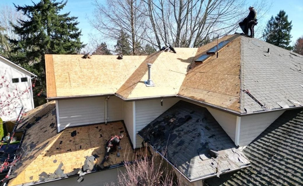 Storm damage roofing Oak Harbor